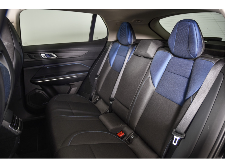 Lynk & Co 01 1.5 PHEV 261PK MY22