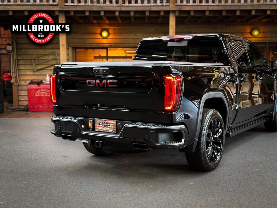 GMC Sierra Denali 6.2L V8,