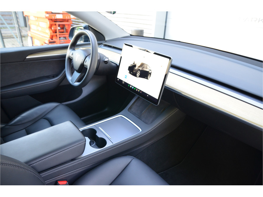 Tesla Model Y RWD 58 kWh