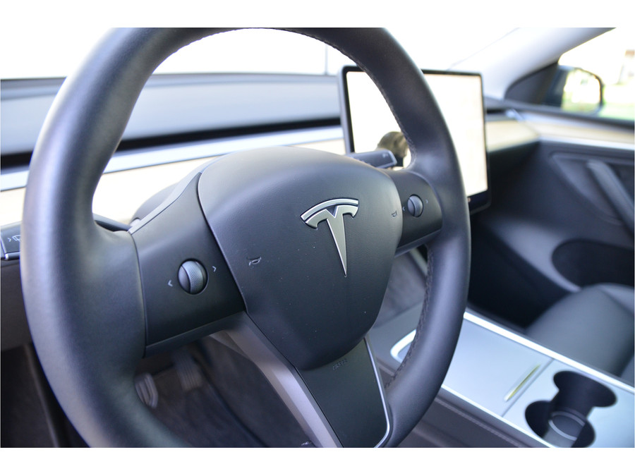 Tesla Model Y RWD 58 kWh