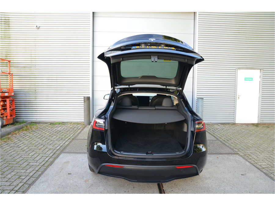 Tesla Model Y RWD 58 kWh
