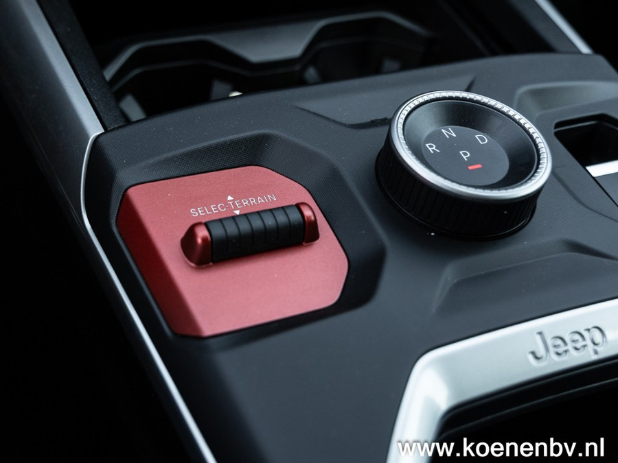 Jeep Compass 1.2 E-HYBRID Summit PANO / TWO TONE