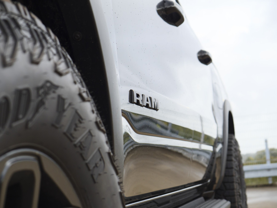 Dodge Ram 1500 | Rebel | Night | 4x4 | Crew Cab | 3.0L Twin-turbo I6 | BPM-VRIJ