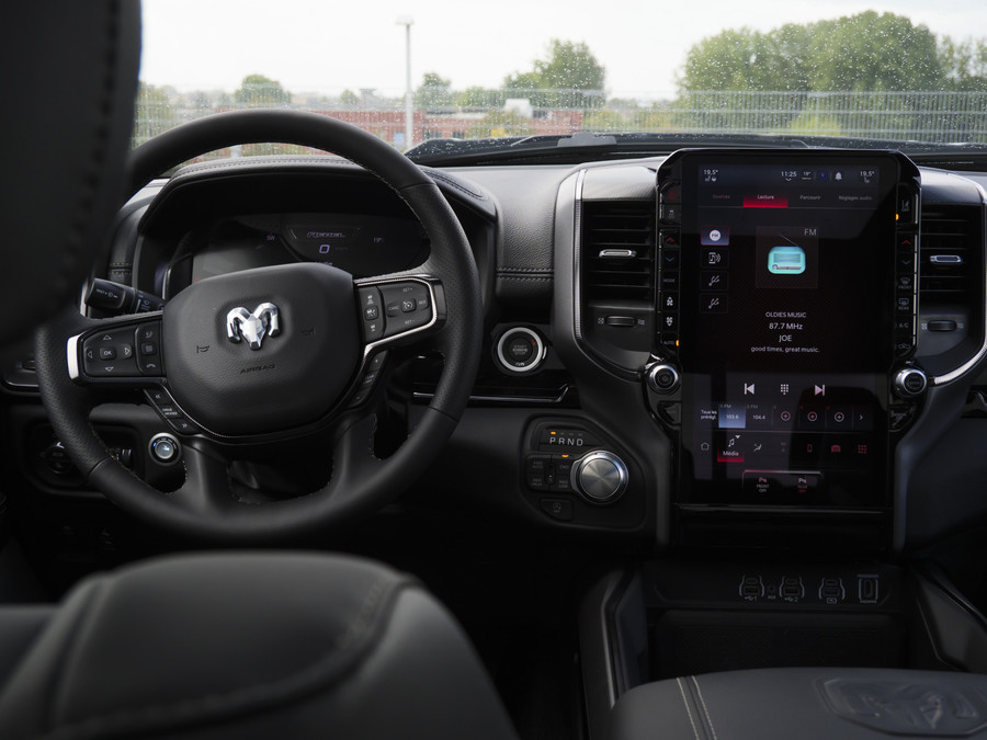 Dodge Ram 1500 | Rebel | Night | 4x4 | Crew Cab | 3.0L Twin-turbo I6 | BPM-VRIJ