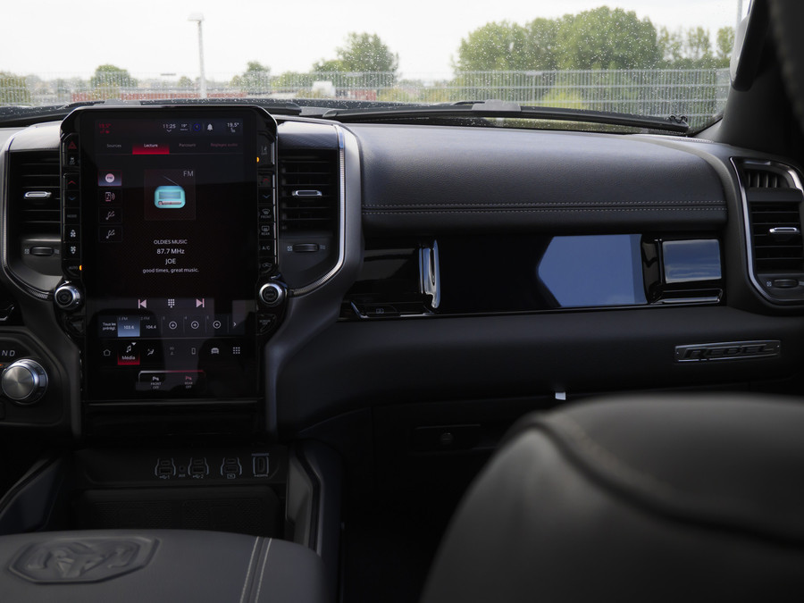 Dodge Ram 1500 | Rebel | Night | 4x4 | Crew Cab | 3.0L Twin-turbo I6 | BPM-VRIJ