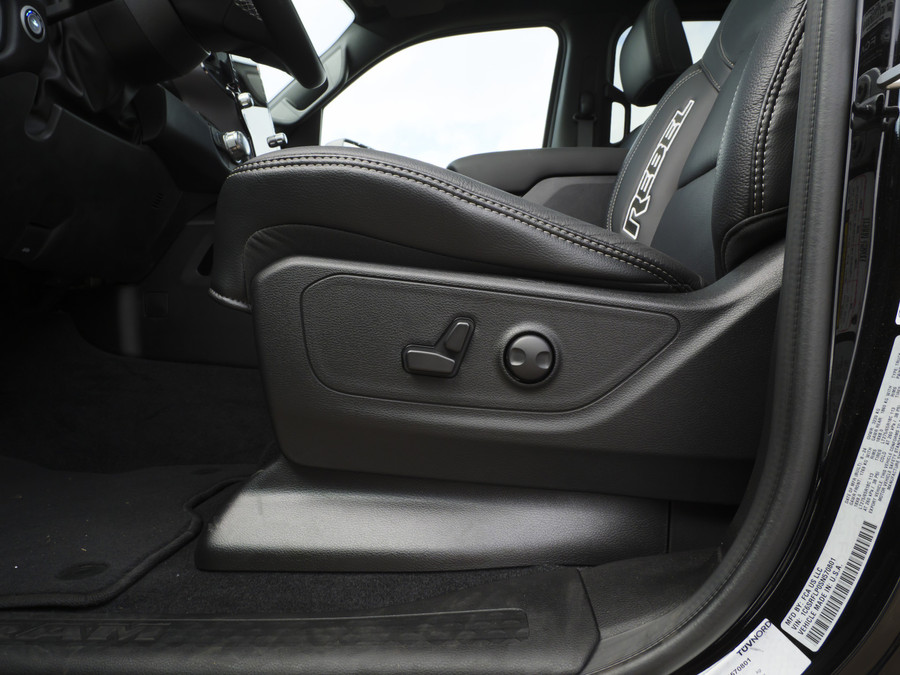 Dodge Ram 1500 | Rebel | Night | 4x4 | Crew Cab | 3.0L Twin-turbo I6 | BPM-VRIJ