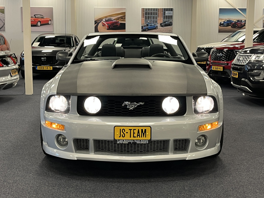 Ford Mustang Convertible 4.6i V8 GT 335PK Roush Limited Nr. 05-2218
