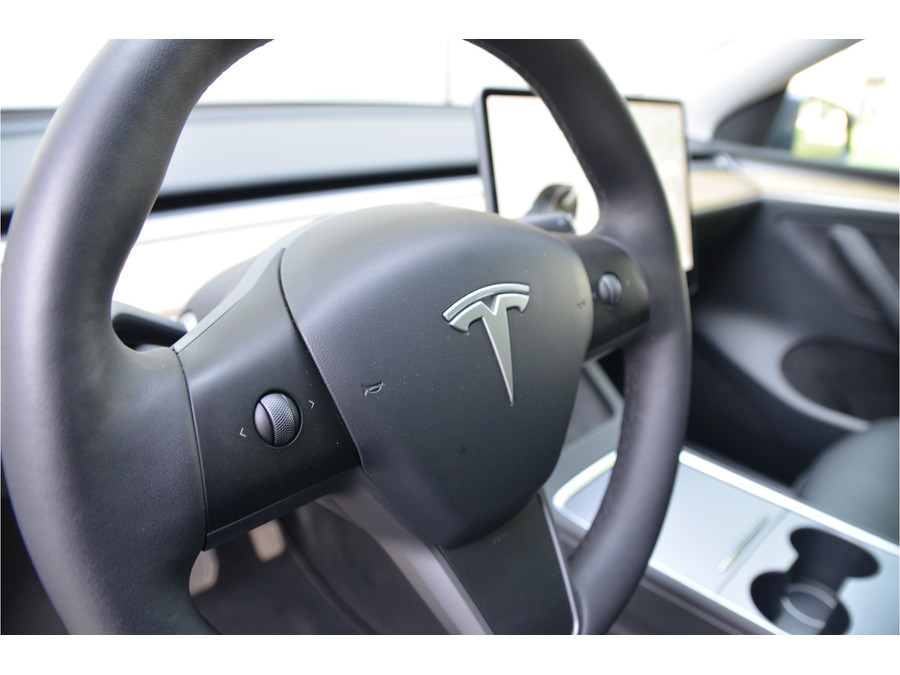 Tesla Model Y RWD 58 kWh