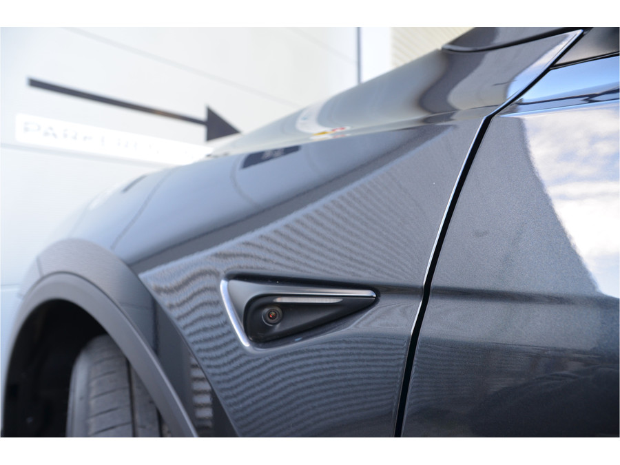 Tesla Model Y Standard RWD 58 kWh