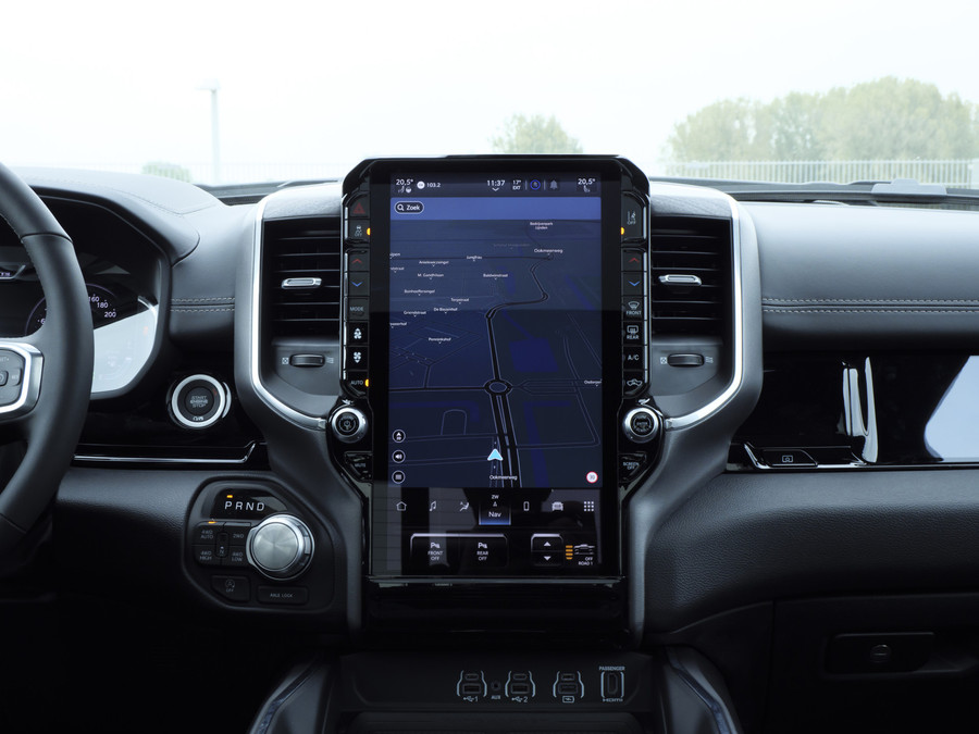 Dodge Ram 1500 | Laramie | Premium Night | 3.0L I6 Hurricane | Crew Cab | 4X4 |