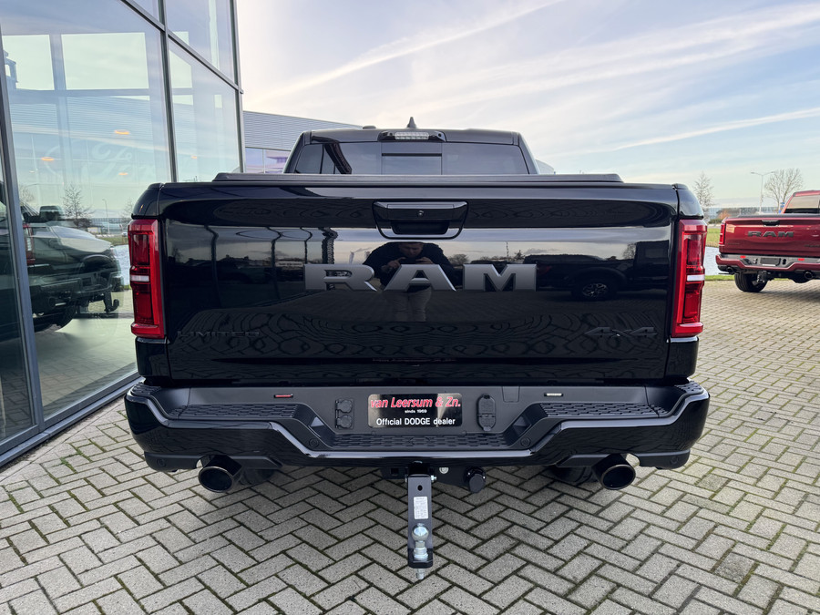 Dodge RAM 1500 Limited Night 540 PK