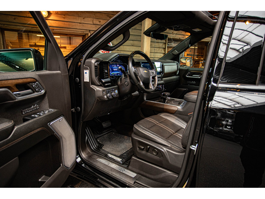 Chevrolet Silverado High Country 6.2 V8