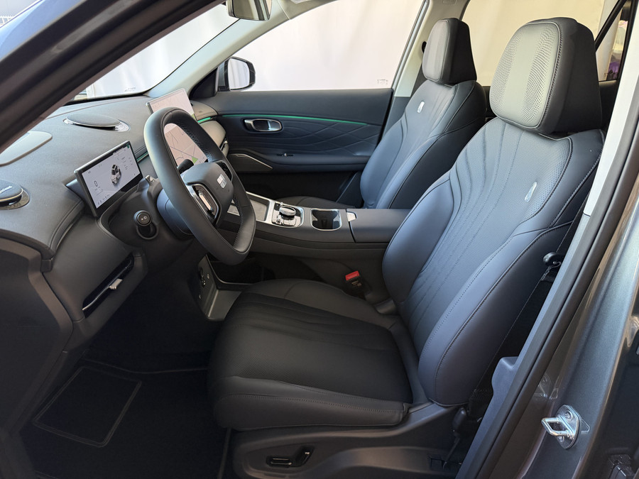 Geely Starray EM-i MAX+ PHEV LONG RANGE NIEUWE AUTO | 29,8 kWh ACCU | 136 KM WLTP | PANORAMADAK | STOELVERWARMING/KOELI