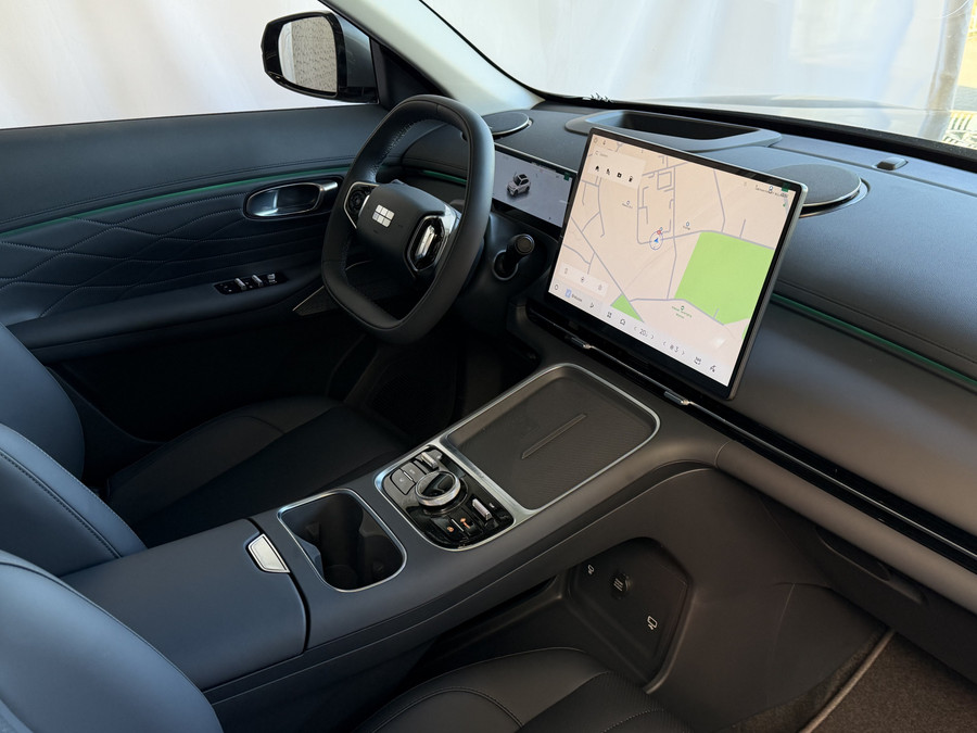 Geely Starray EM-i MAX+ PHEV LONG RANGE NIEUWE AUTO | 29,8 kWh ACCU | 136 KM WLTP | PANORAMADAK | STOELVERWARMING/KOELI