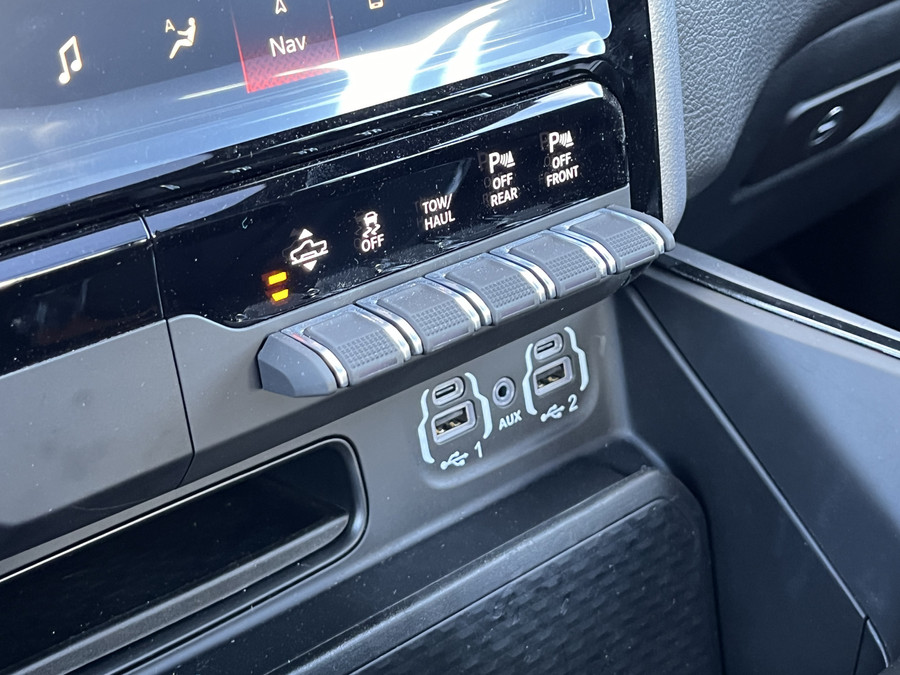 Dodge RAM 5.7i V8 HEMI eTorque 400PK CREW CAB REBEL GT | BPM VRIJ | RAMBOX | LUCHTVERING | LPG | LAADBAKKLEP |