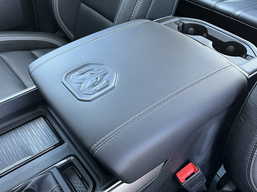 Dodge RAM 5.7i V8 HEMI eTorque 400PK CREW CAB REBEL GT | BPM VRIJ | RAMBOX | LUCHTVERING | LPG | LAADBAKKLEP |