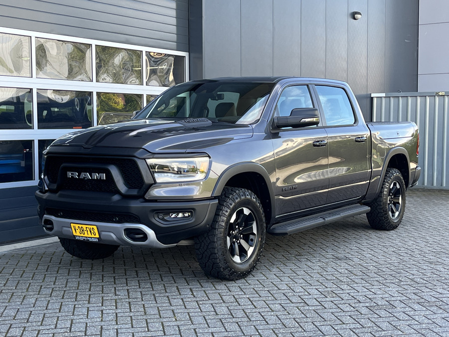 Dodge RAM 5.7i V8 HEMI eTorque 400PK CREW CAB REBEL GT | BPM VRIJ | RAMBOX | LUCHTVERING | LPG | LAADBAKKLEP |