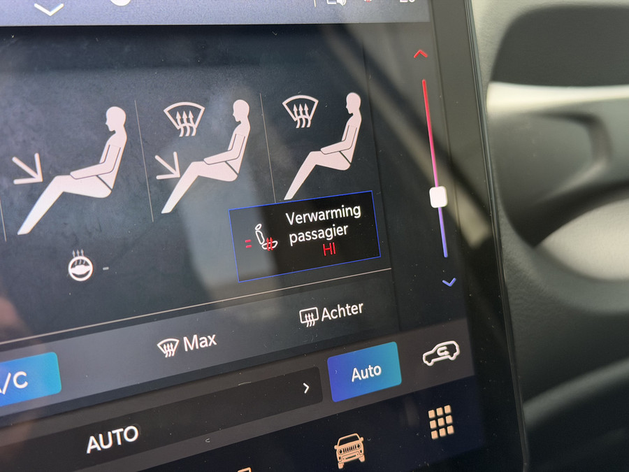 Jeep Renegade 4xe 240 Plug-in Hybrid Electric Trailhawk 4WD (Elektrisch Schuifdak - Stoel-/- stuurwielverwarming -