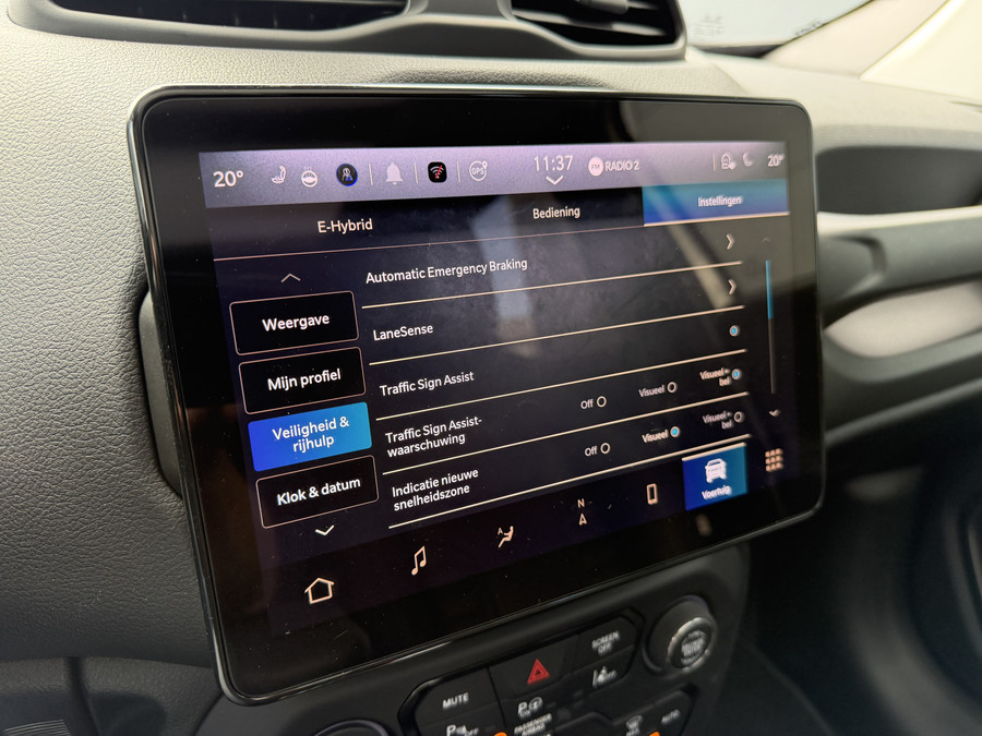 Jeep Renegade 4xe 240 Plug-in Hybrid Electric Trailhawk 4WD (Elektrisch Schuifdak - Stoel-/- stuurwielverwarming -