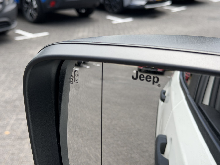 Jeep Renegade 4xe 240 Plug-in Hybrid Electric Trailhawk 4WD (Elektrisch Schuifdak - Stoel-/- stuurwielverwarming -