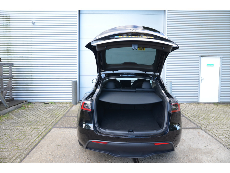 Tesla Model Y Long Range RWD 75 kWh