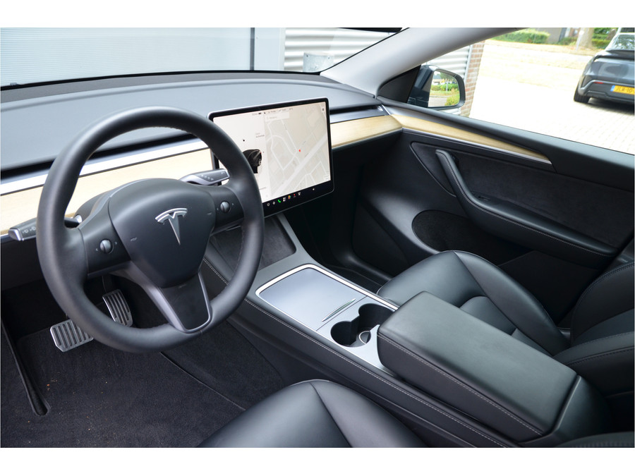 Tesla Model Y RWD 58 kWh