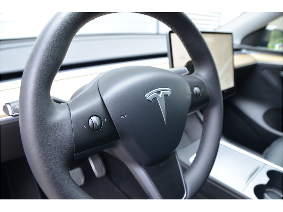 Tesla Model Y RWD 58 kWh