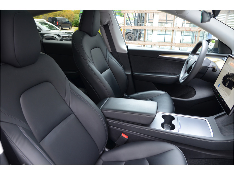 Tesla Model Y RWD 58 kWh