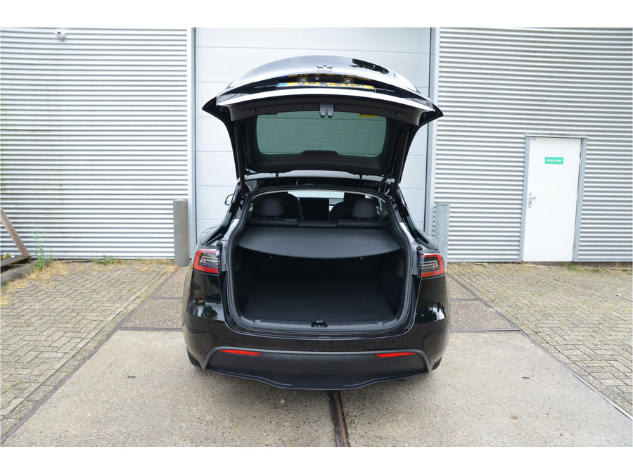 Tesla Model Y RWD 58 kWh