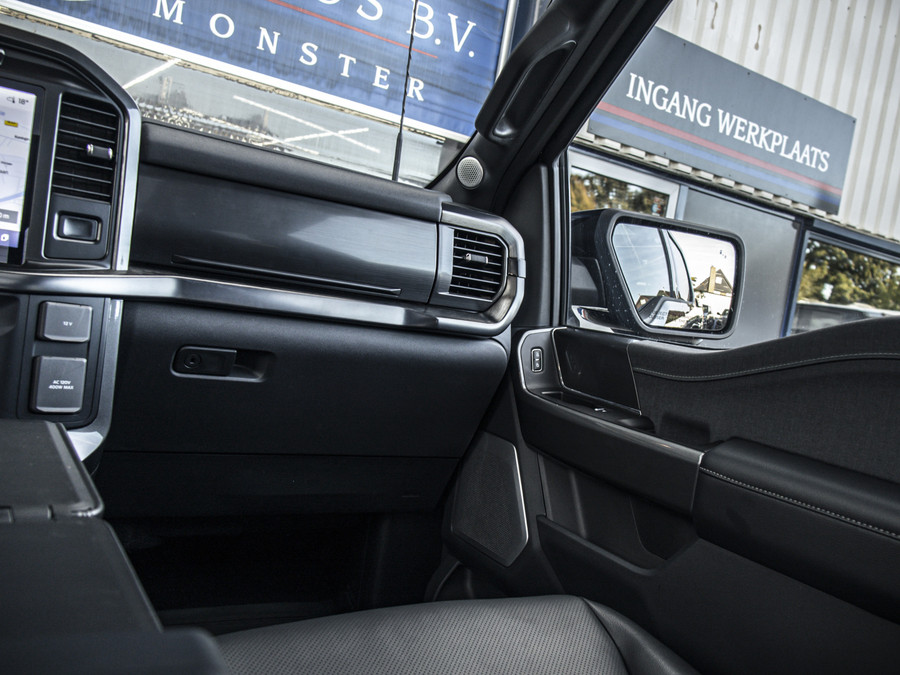 Ford F-150 5.0 V8 SuperCrew Lariat |