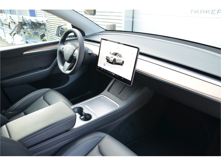 Tesla Model Y Long Range AWD 75 kWh