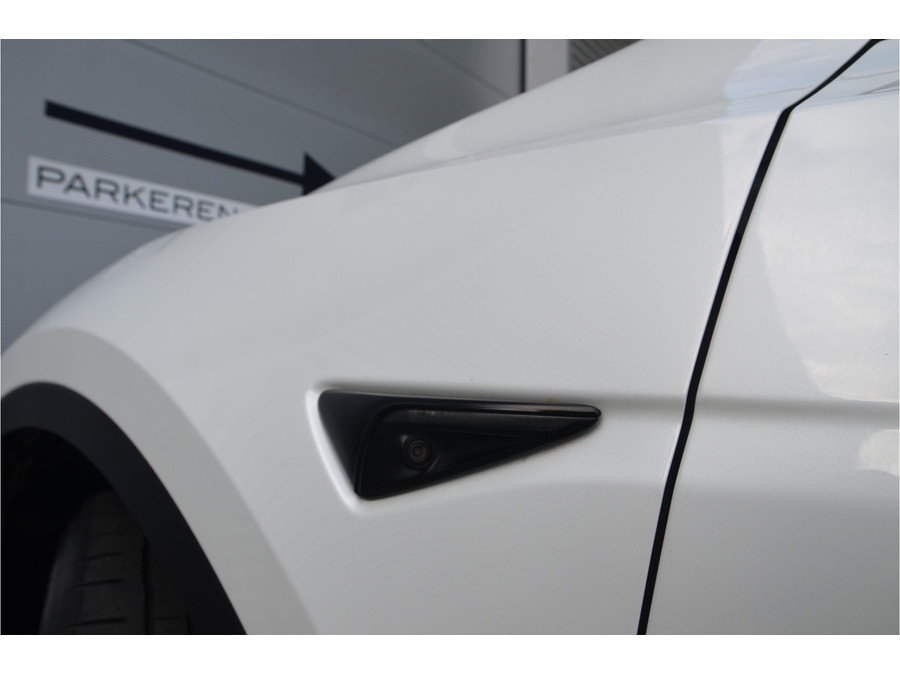 Tesla Model Y Long Range AWD 75 kWh