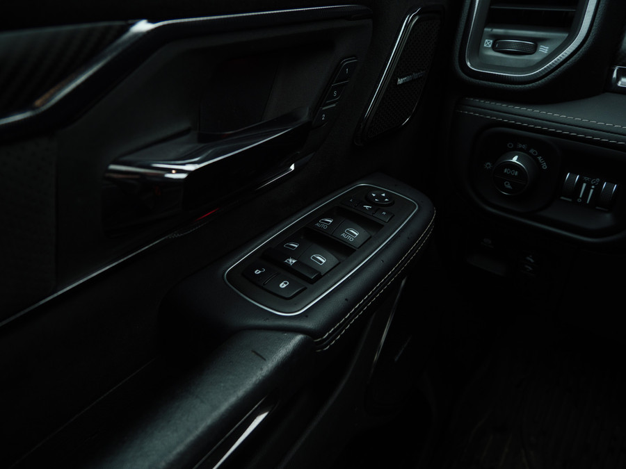 Dodge RAM 1500 | TRX | 6.2 V8 | 4x4 | Crew Cab |