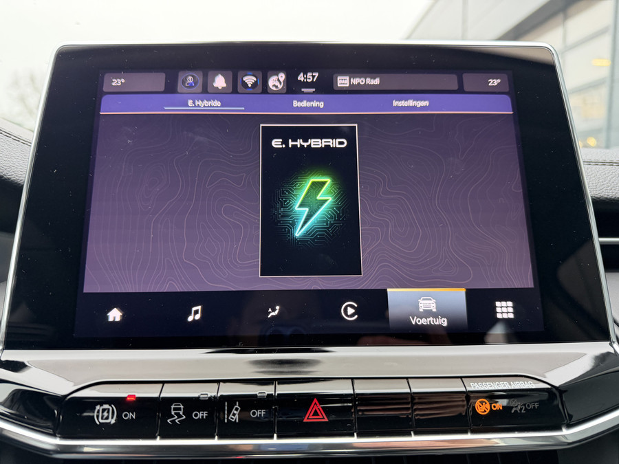 Jeep Compass 4xe 190 Plug-in Hybrid Altitude (Keyless Entry - LED - Camera - Navigatie via APP - Adaptieve Cruise