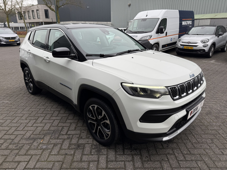 Jeep Compass 4xe 190 Plug-in Hybrid Altitude (Keyless Entry - LED - Camera - Navigatie via APP - Adaptieve Cruise