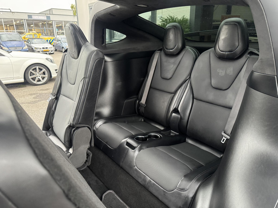 Tesla Model X Base AWD 7 personen
