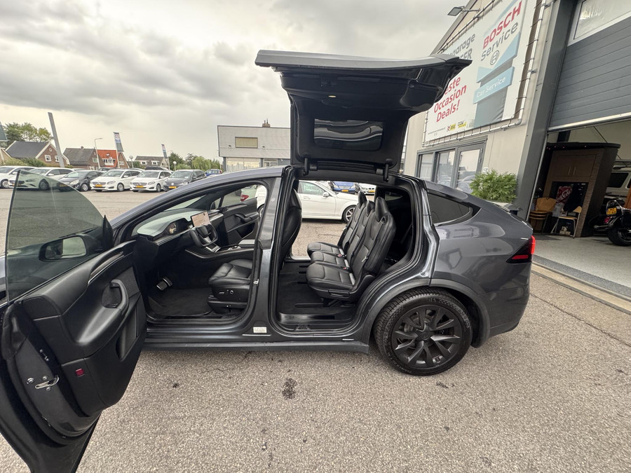 Tesla Model X Base AWD 7 personen