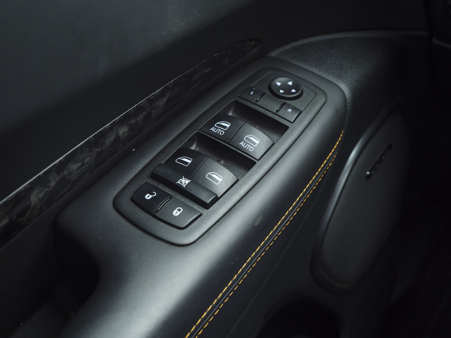 Dodge Durango R/T | 5.7L V8 | 360pk | Full option | Forged Carbon |