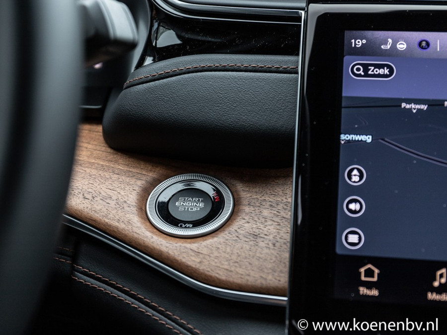 Jeep Grand Cherokee 2.0 4xE PHEV 4WD Aut. Summit Reserve PANO / LUCHTVERING