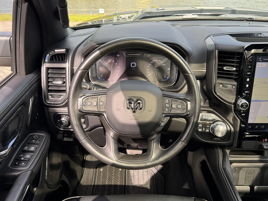 Dodge RAM 1500 LIMITED
