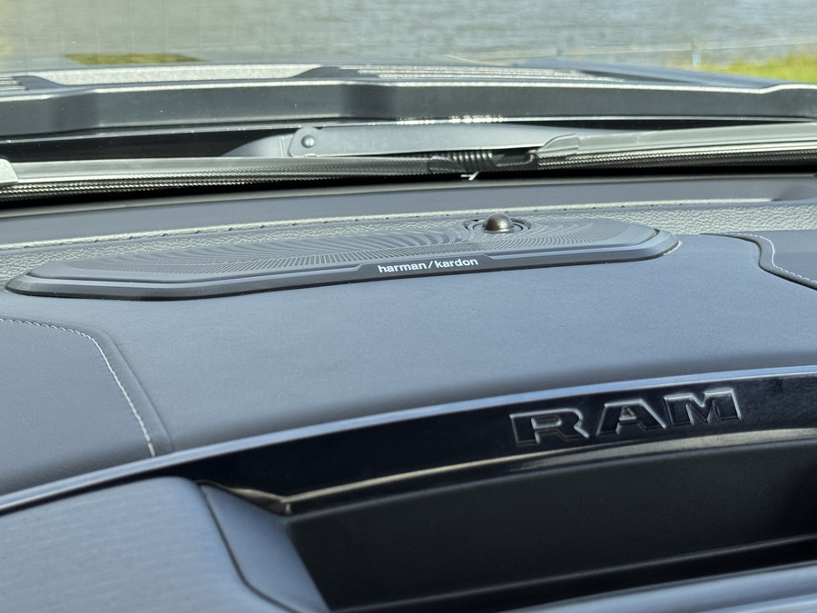 Dodge RAM 1500 LIMITED