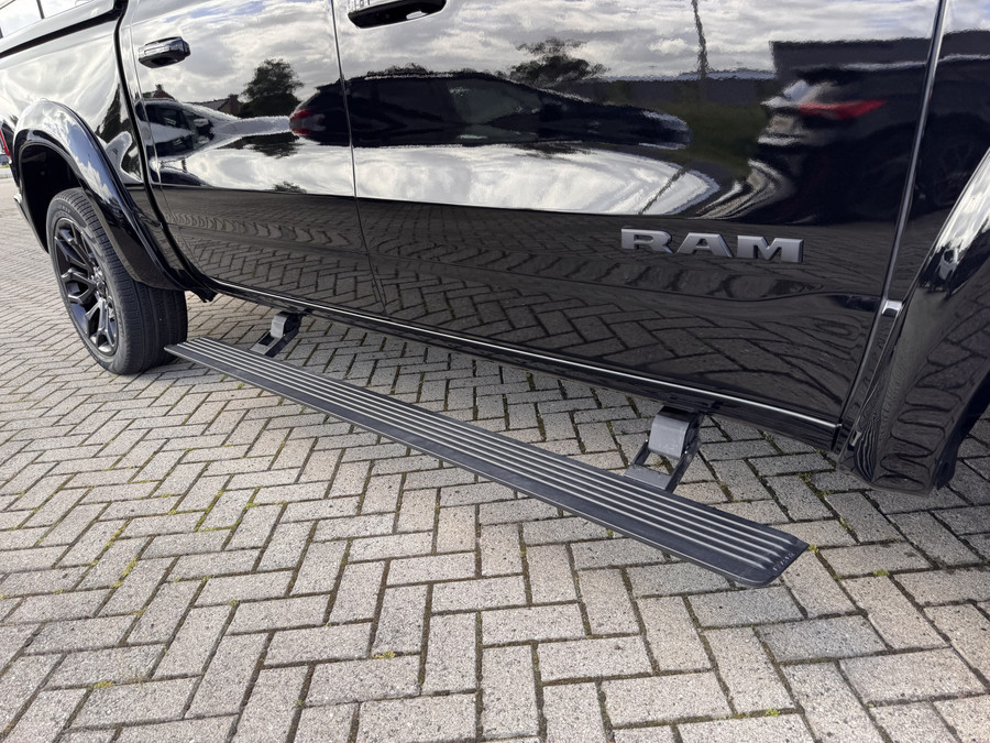 Dodge RAM 1500 LIMITED