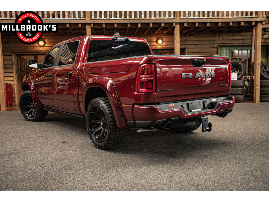Dodge RAM 1500 limited H/O 540PK wide body