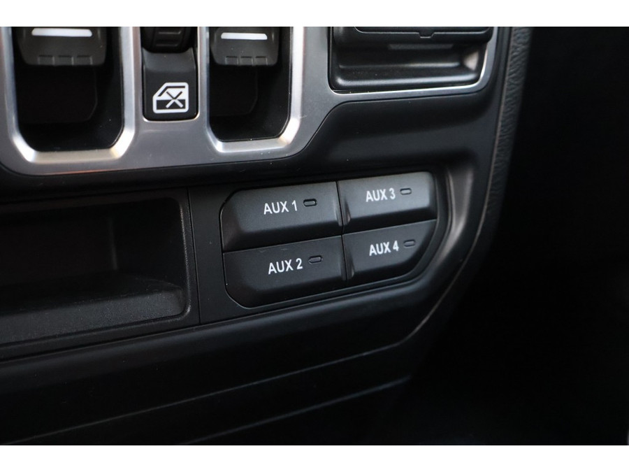 Jeep Wrangler 2.0T SAHARA 4x4 Automaat / Leder / 1e Eigenaar