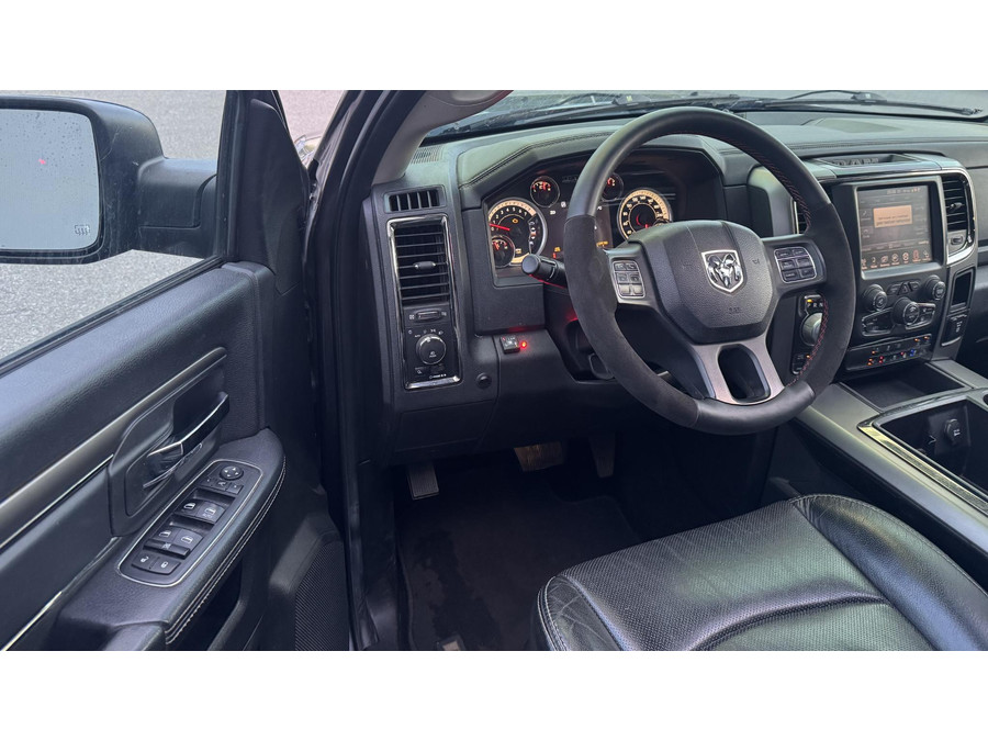 Dodge RAM 1500 5.7 V8 Quad Cab 6'4