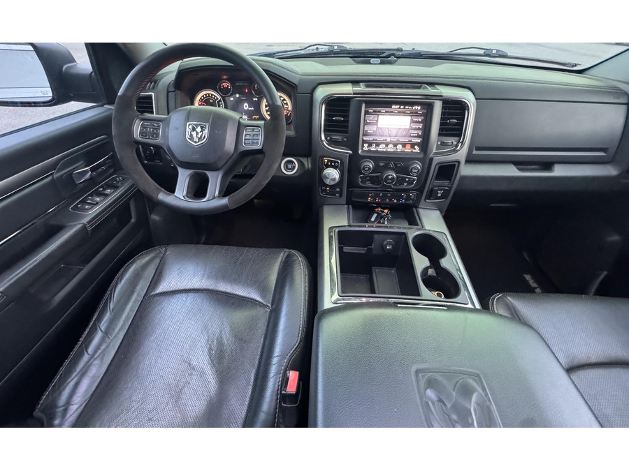 Dodge RAM 1500 5.7 V8 Quad Cab 6'4