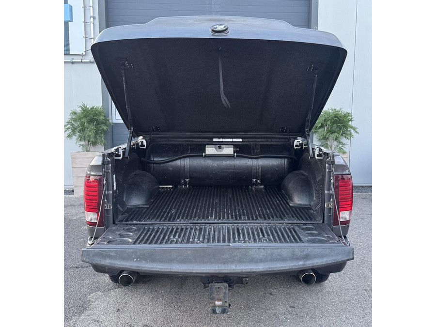 Dodge RAM 1500 5.7 V8 Quad Cab 6'4