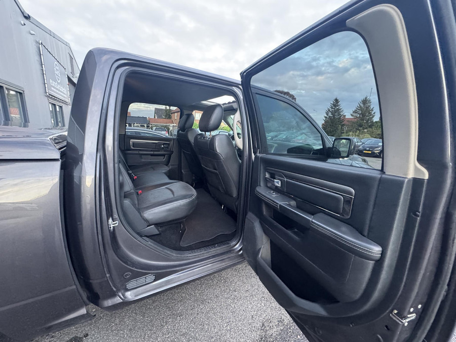 Dodge RAM 1500 5.7 V8 Quad Cab 6'4