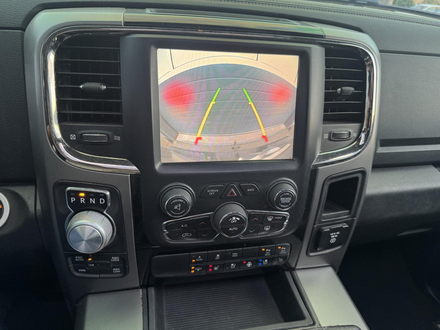 Dodge RAM 1500 5.7 V8 Quad Cab 6'4
