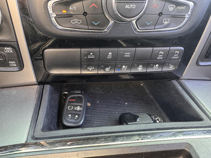 Dodge RAM 1500 5.7 V8 Quad Cab 6'4